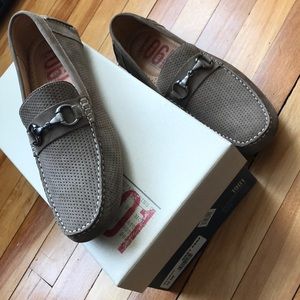 1901 Men’s Grey Driving Shoe. ONLY WORN ONCE!